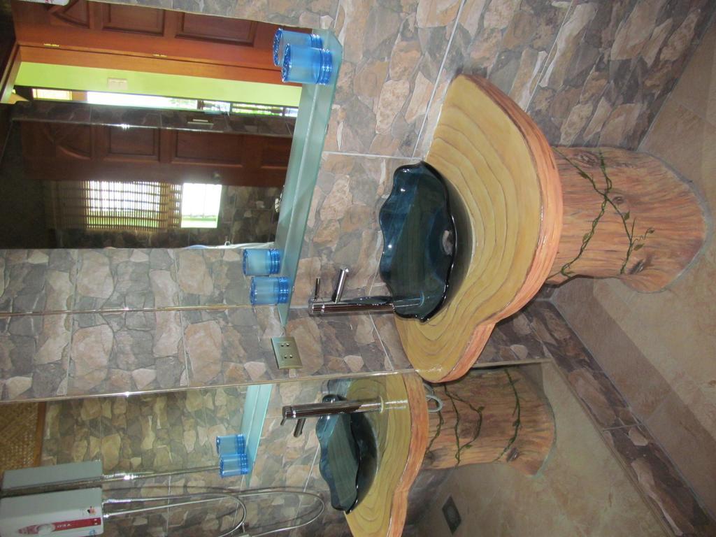 Parrot Paradise Resort Boljoon Δωμάτιο φωτογραφία