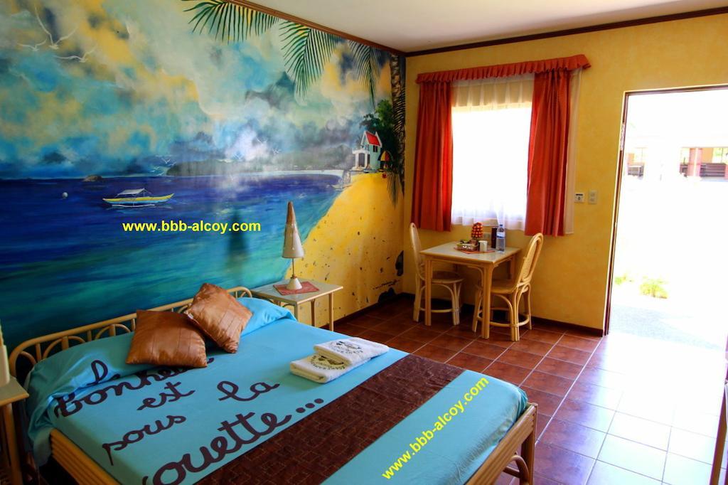 Parrot Paradise Resort Boljoon Δωμάτιο φωτογραφία